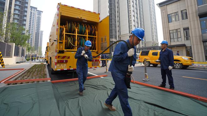 戴格诺特谈霍姆格伦自抛自扣：他打嗨了 我们可没练过这个